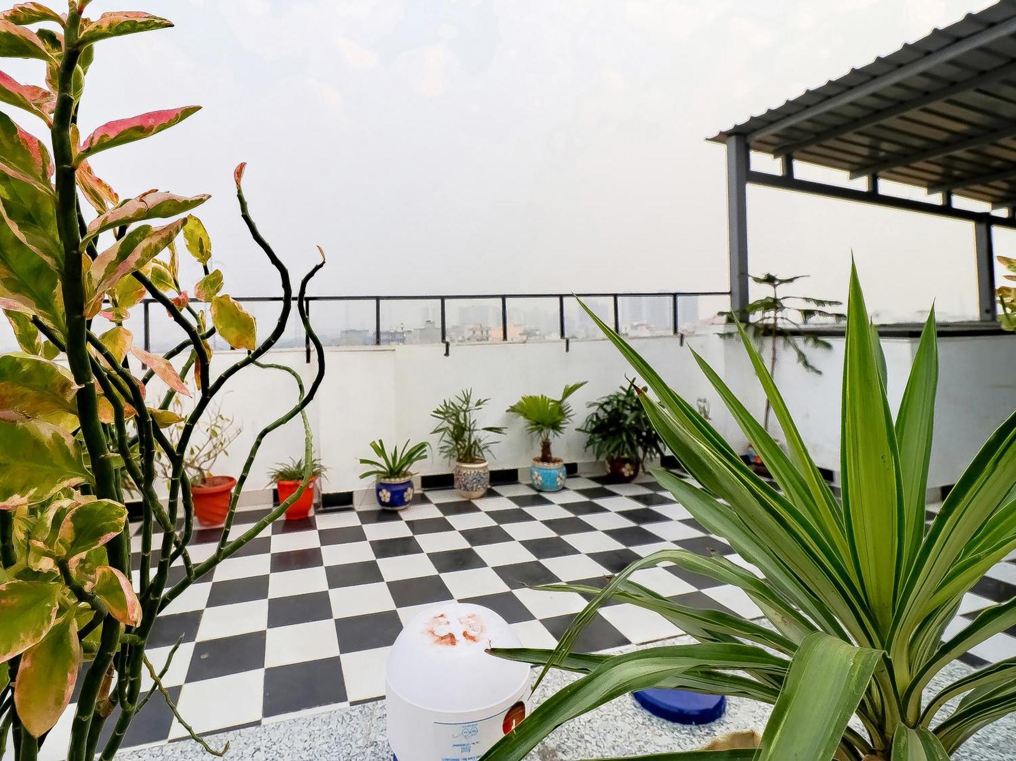 Treebo Rejoice 52 - 3Km From Huda City Metro Station Badshahpur Esterno foto