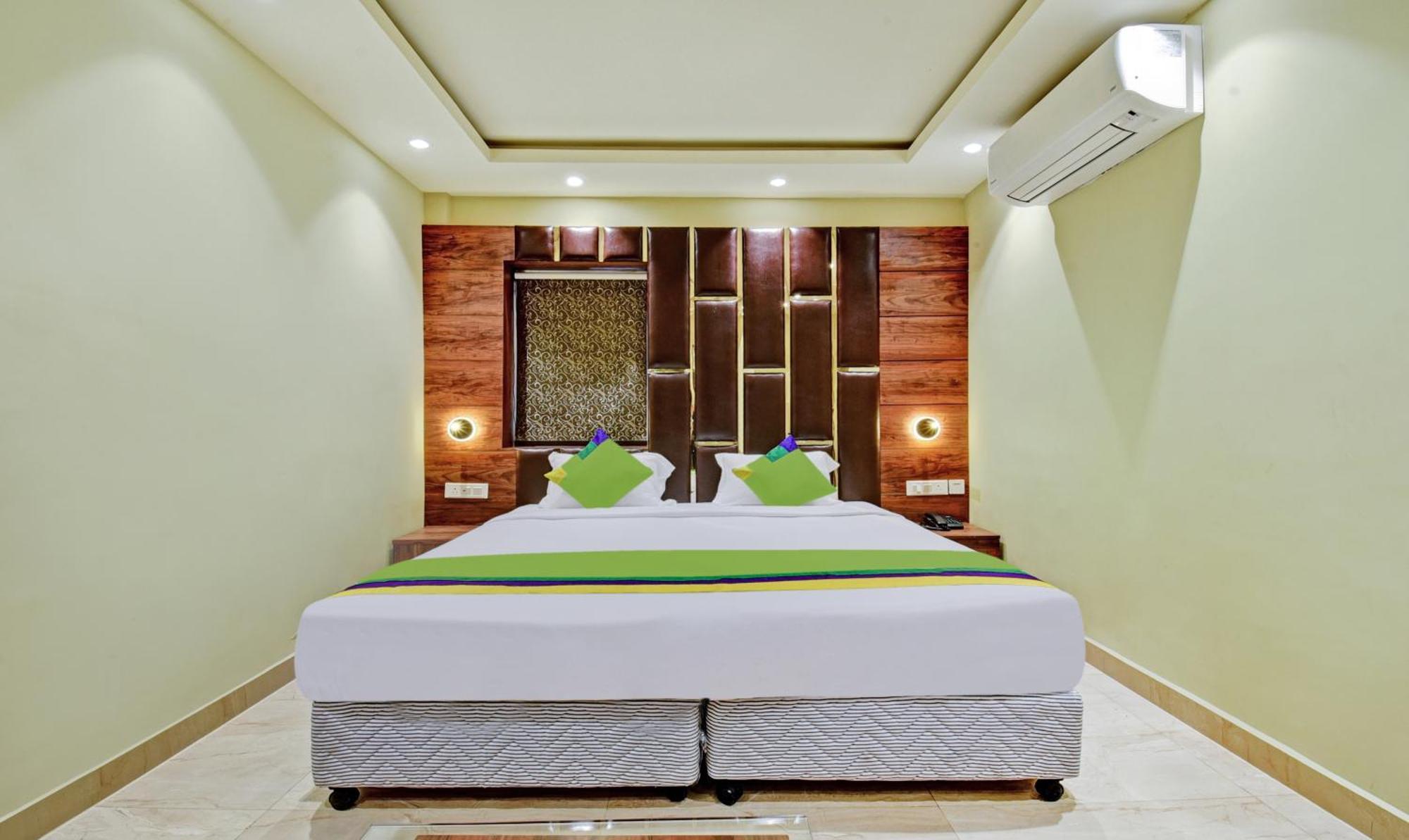 Treebo Rejoice 52 - 3Km From Huda City Metro Station Badshahpur Esterno foto